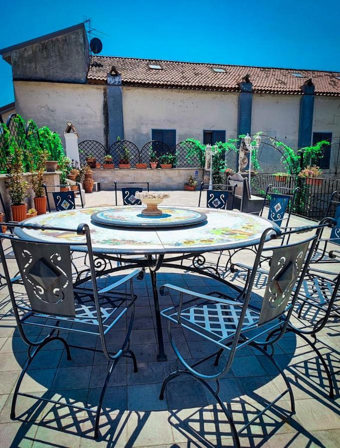 Palazzo Capece Appartement Caivano Buitenkant foto